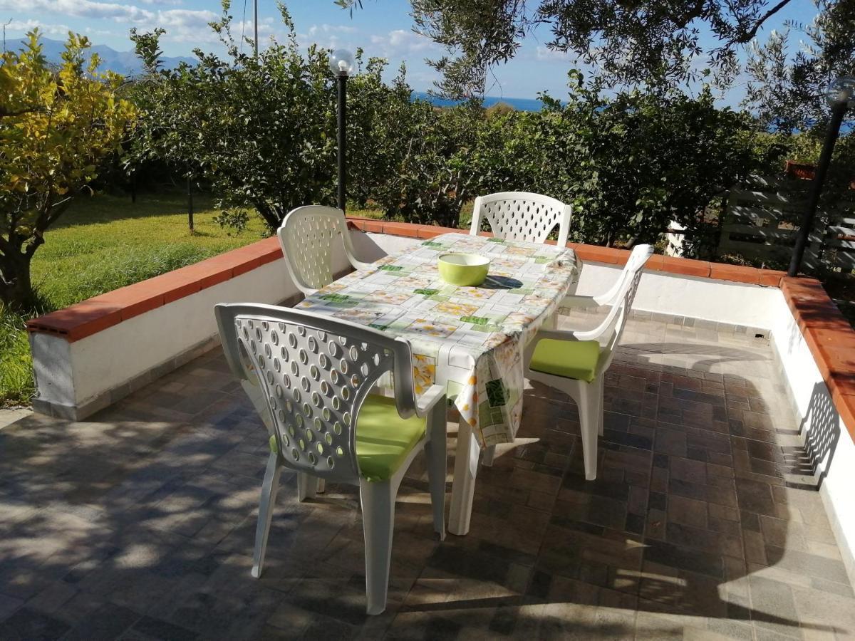 Casa Vacanze Daisy Trappeto  Exterior photo